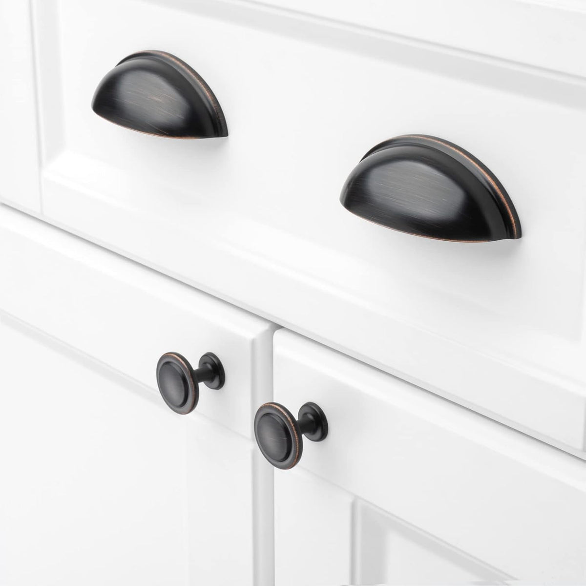 Home Collection Pack of 10 Round Cabinet Knobs Single-Hole Drawer Pulls for Kitchen