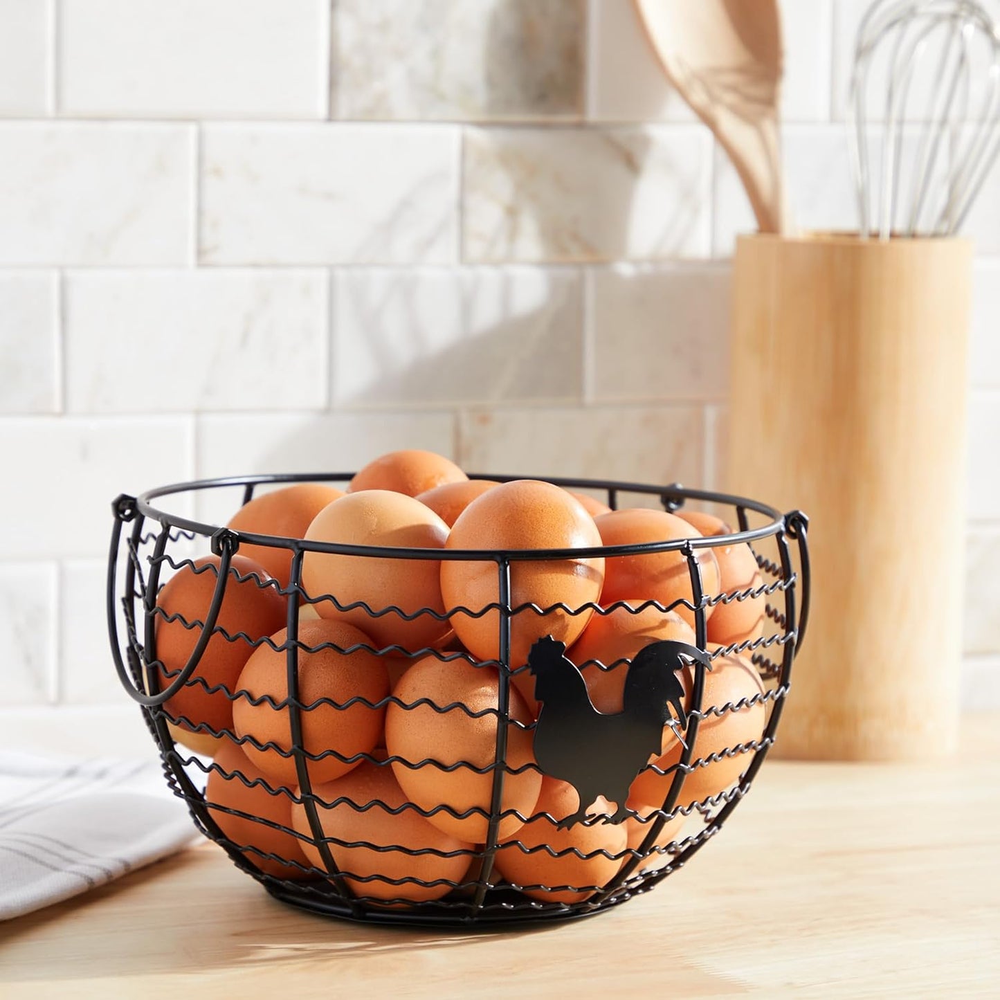 Home Collection Black Iron Farmhouse Egg Holder Basket