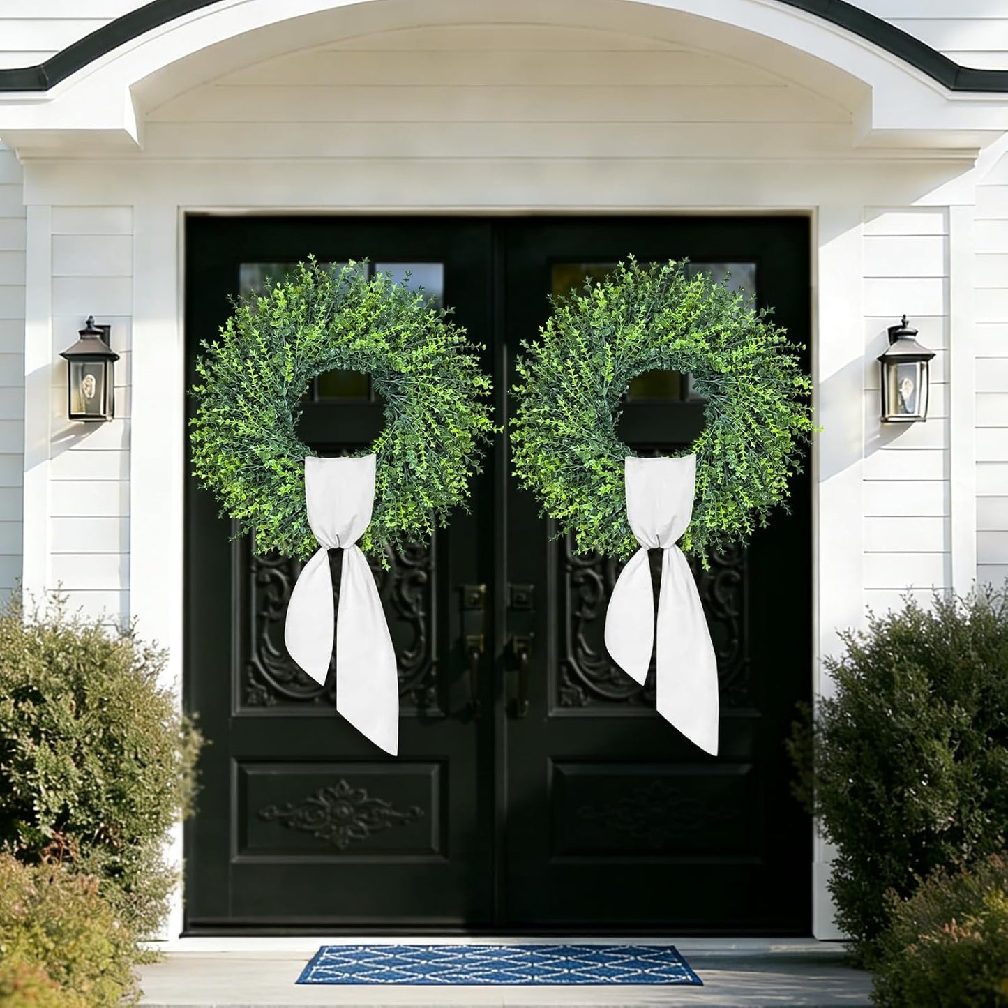 Home Collection All-Season Large Boxwood Wreath for Front Doo 28-Inch