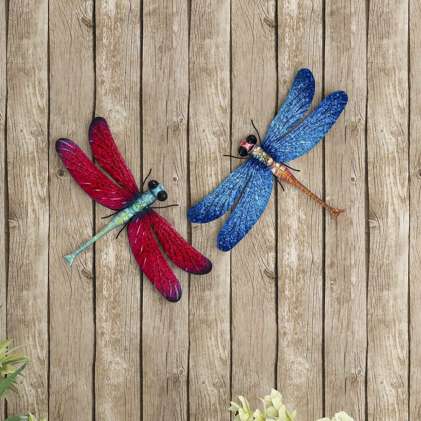 Home Collection Set of 2 Metal Dragonfly Garden Decor