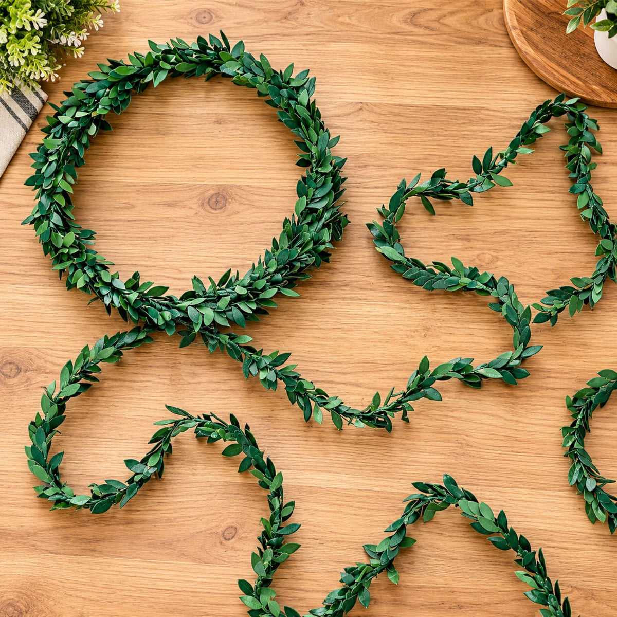 Home Collection Green Artificial Mini Foliage Garland 18ft