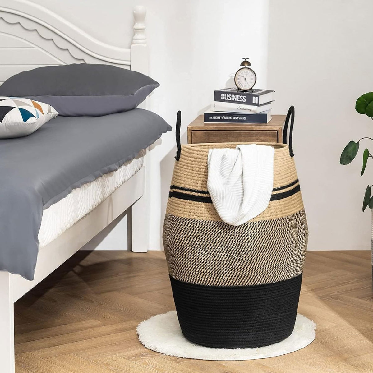 Home Collection 105L Large Woven Rope Laundry Hamper and Blanket Storage Basket