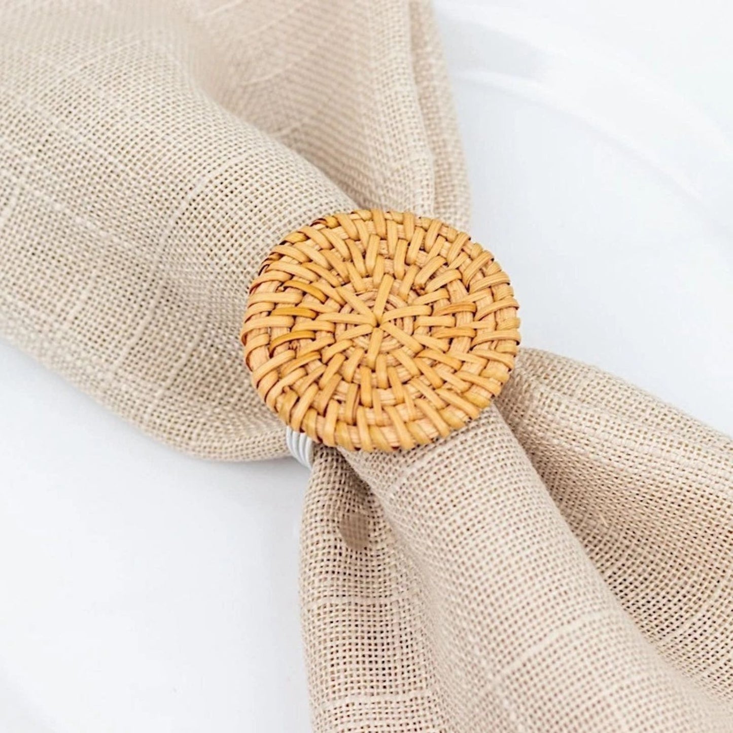 Home Collection Pack of 4 Natural Metal Napkin Rings with Woven Rattan Design 2"