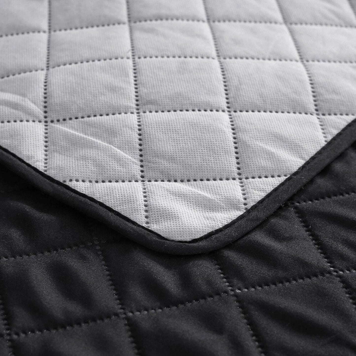 Home Collection Non-Slip Quilted Waterproof Sofa Cover