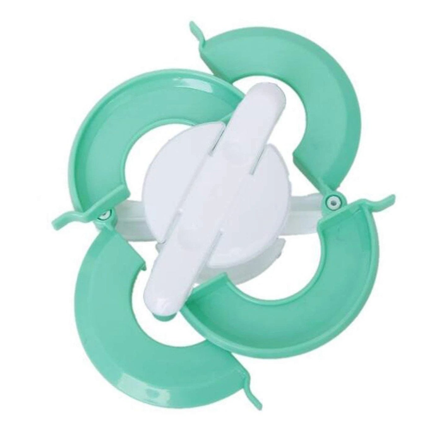 Home Collection Pack of 4 Size Pom Pom Maker Kit