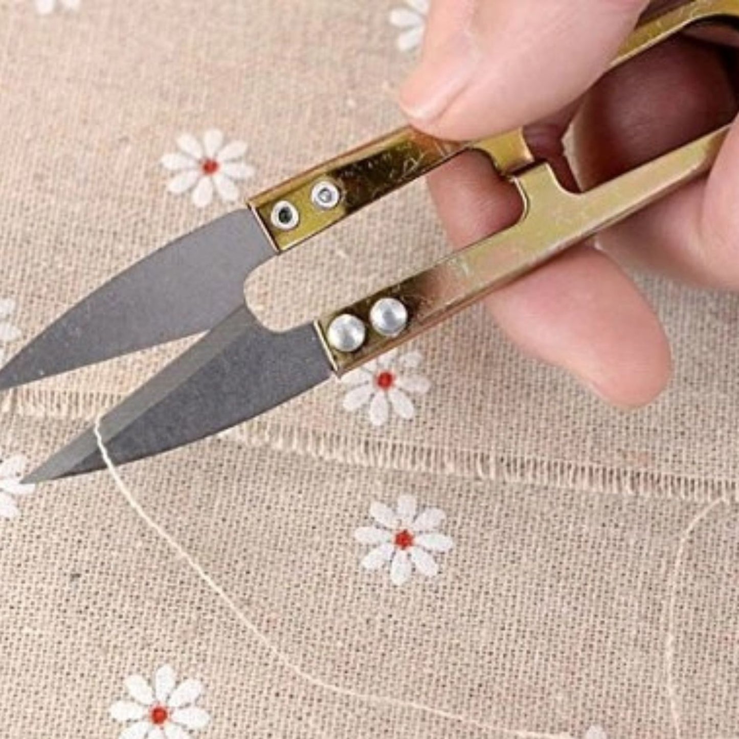 Home Collection Pack of 5 Embroidery Sewing Snips Thread Cutter Scissor