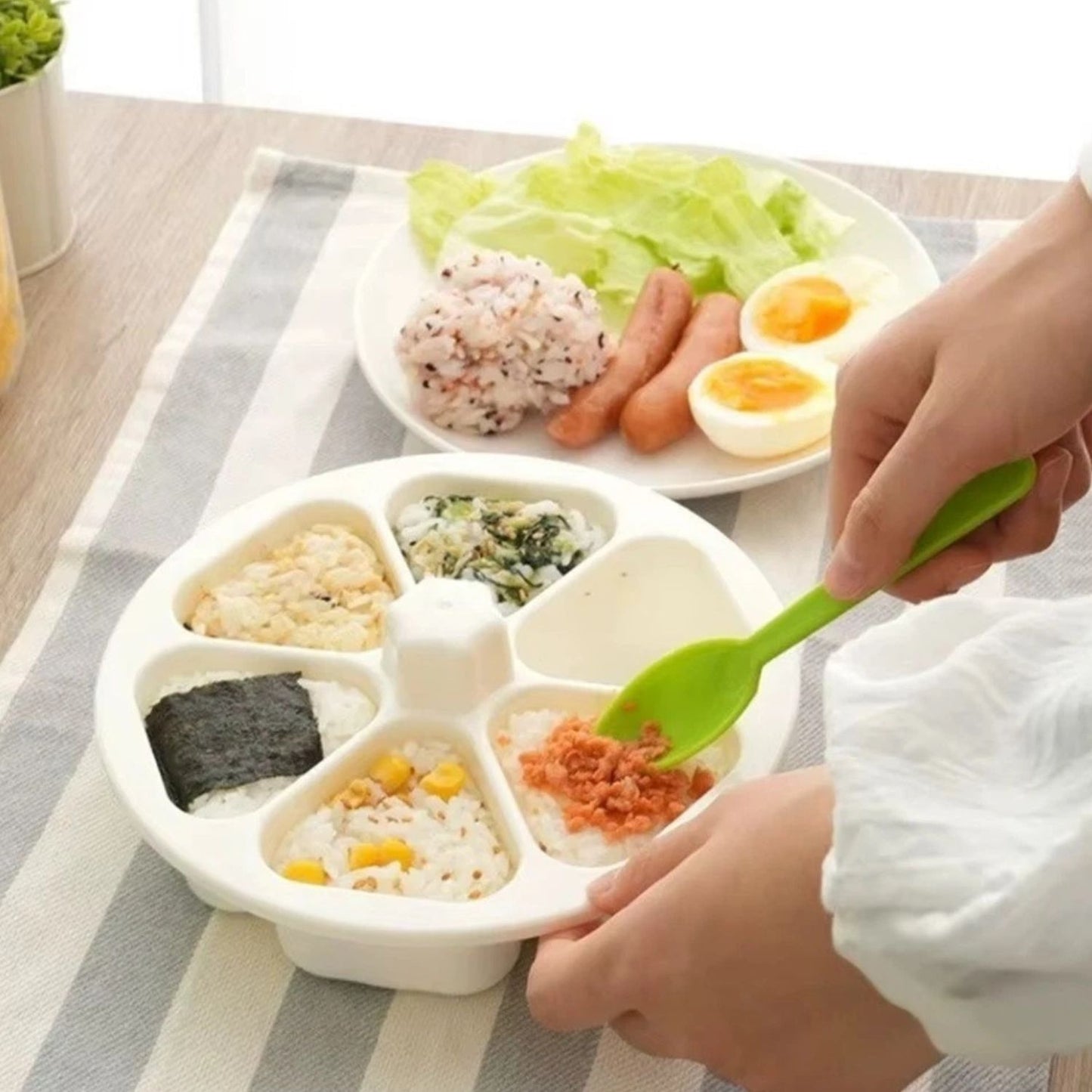 Home Collection 6 in 1 Onigiri Mold Set Multifunctional Triangle Sushi Rice Ball Maker