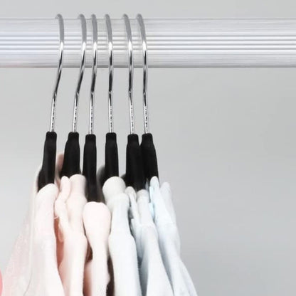 Home Collection Pack of 16 Non-Slip Velvet Hangers with Movable Clips 11.8 Inch