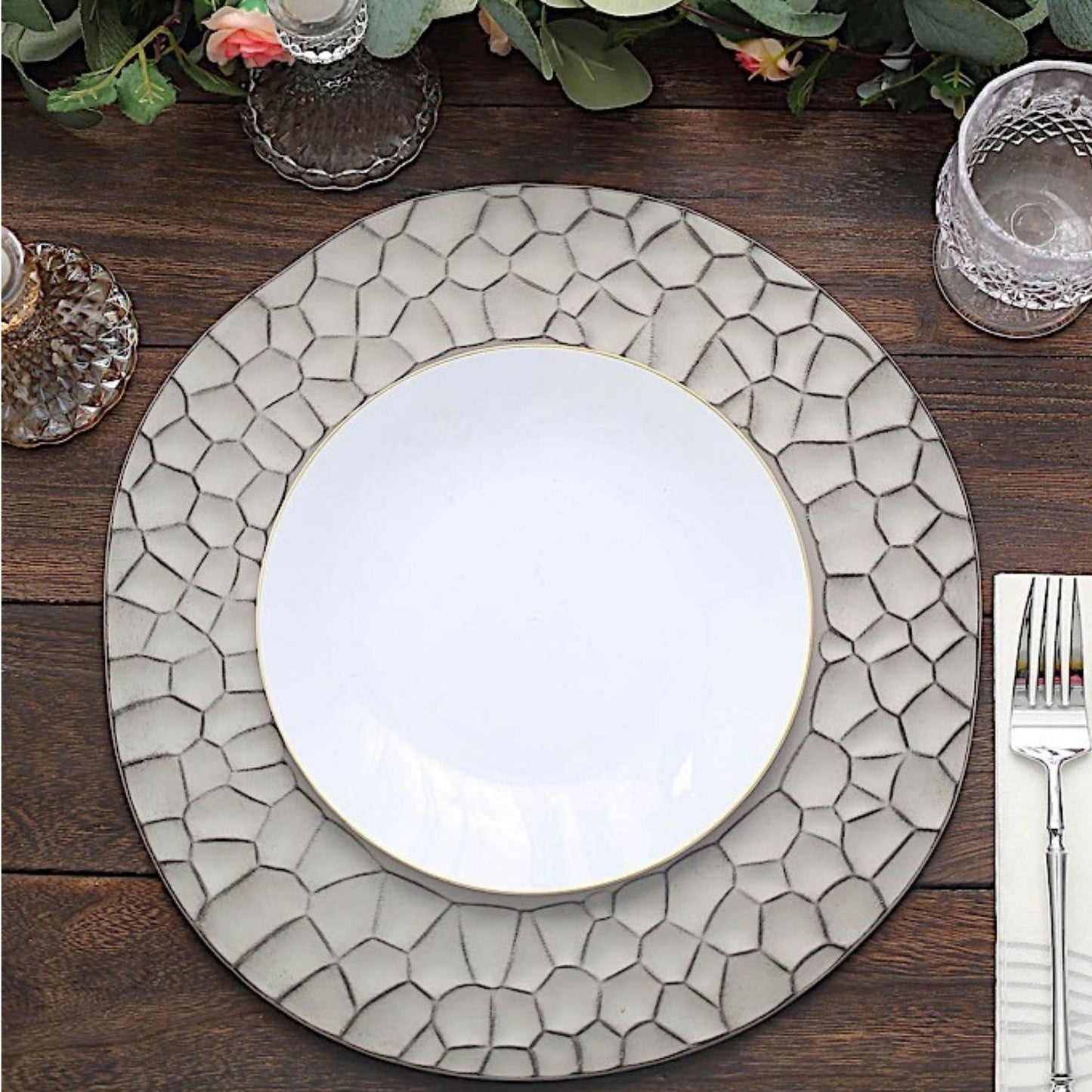 Home Collection 6-Pack Irregular Round Plastic Charger Plates 13"