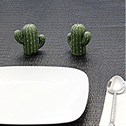 Home Collection Cactus Salt and Pepper Shaker Set