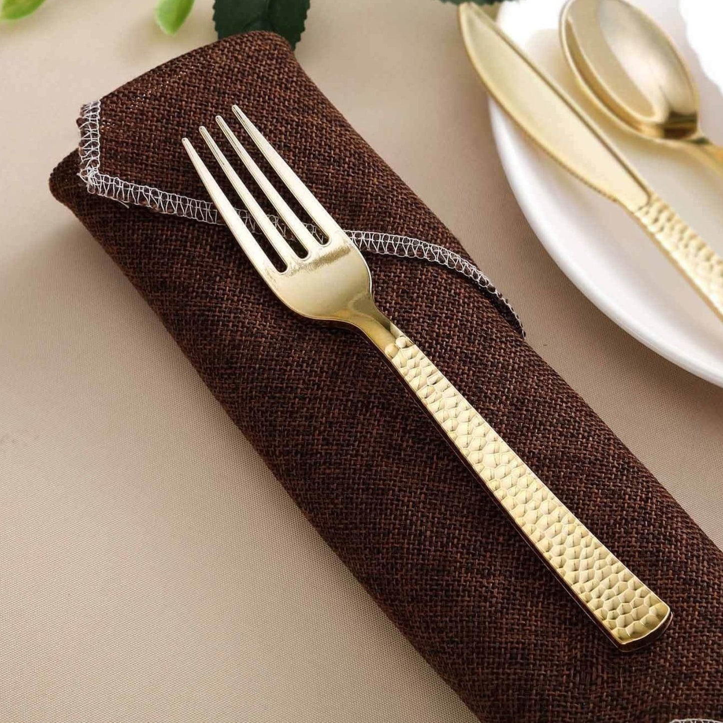 Home Collection Disposable Gold Hammered Design Plastic Forks
