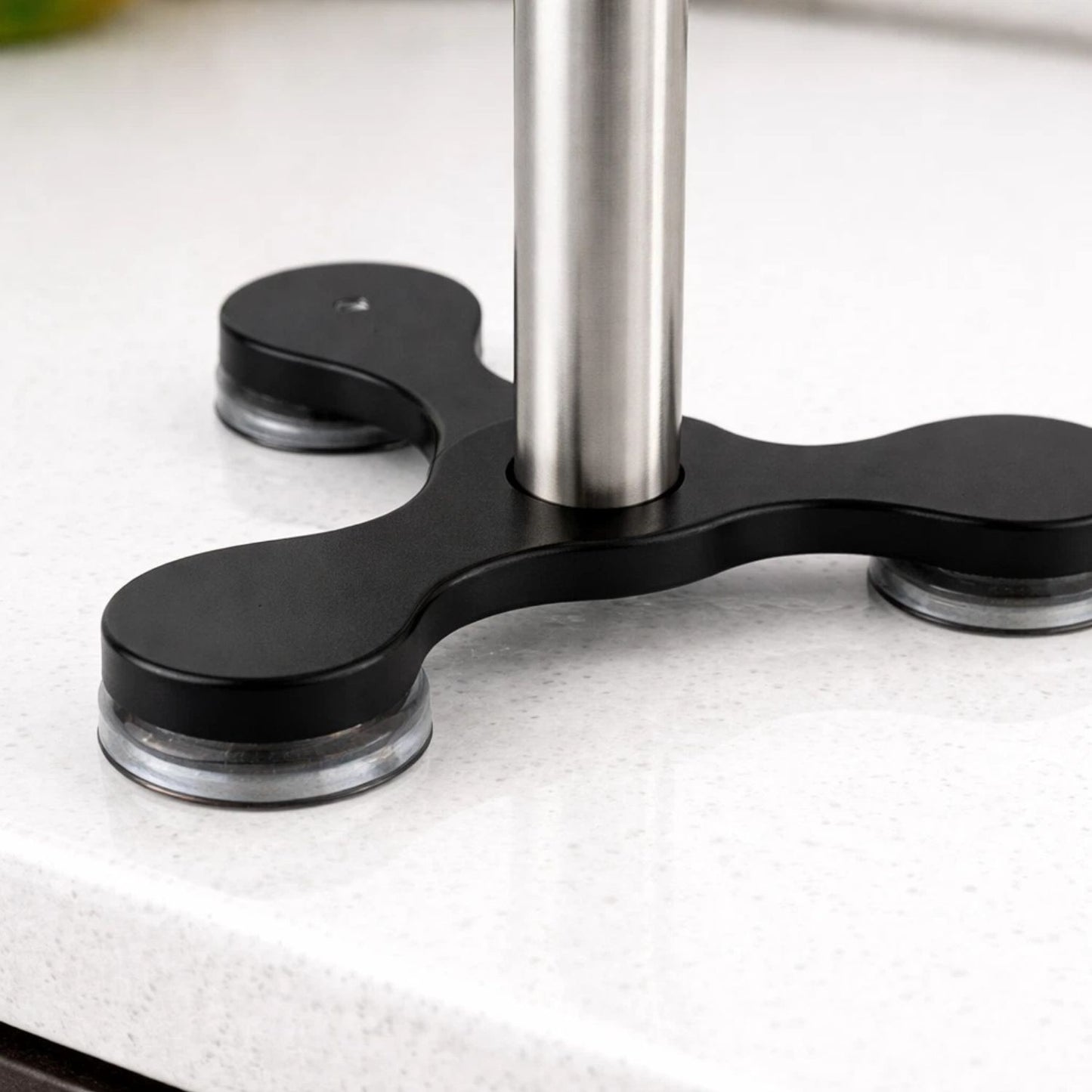 Home Collection Black Stainless Steel Paper Towel Holder