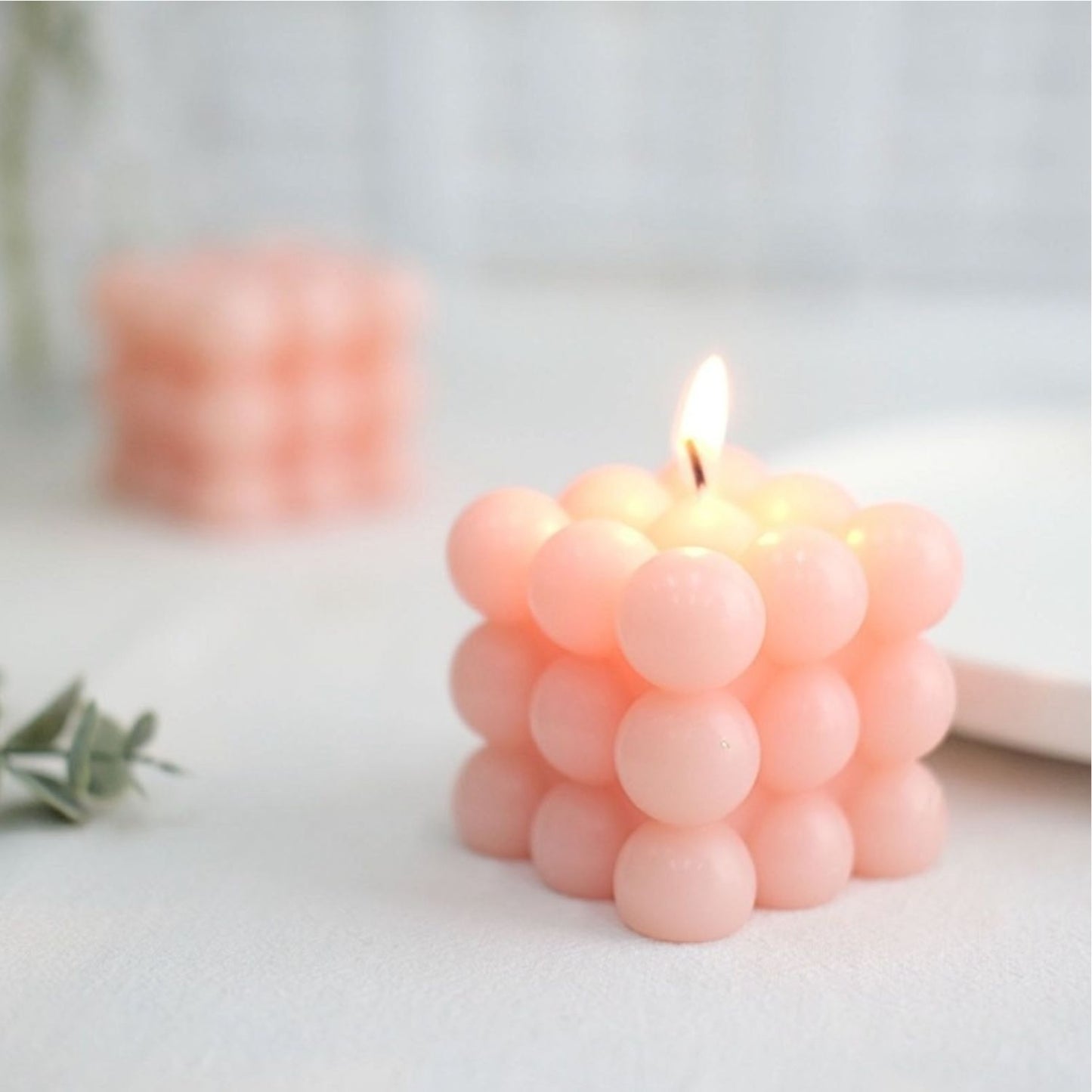 Home Collection Pack of 2 Bubble Cube Unscented Paraffin Wax Candles