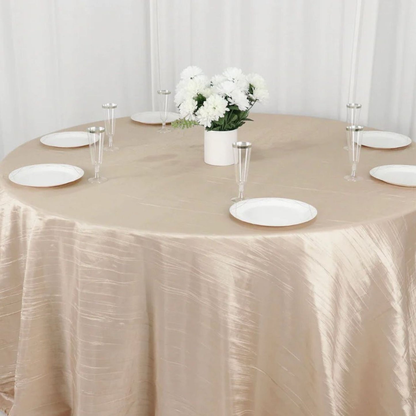 Home Collection Round Crinkled Taffeta Tablecloth 132"