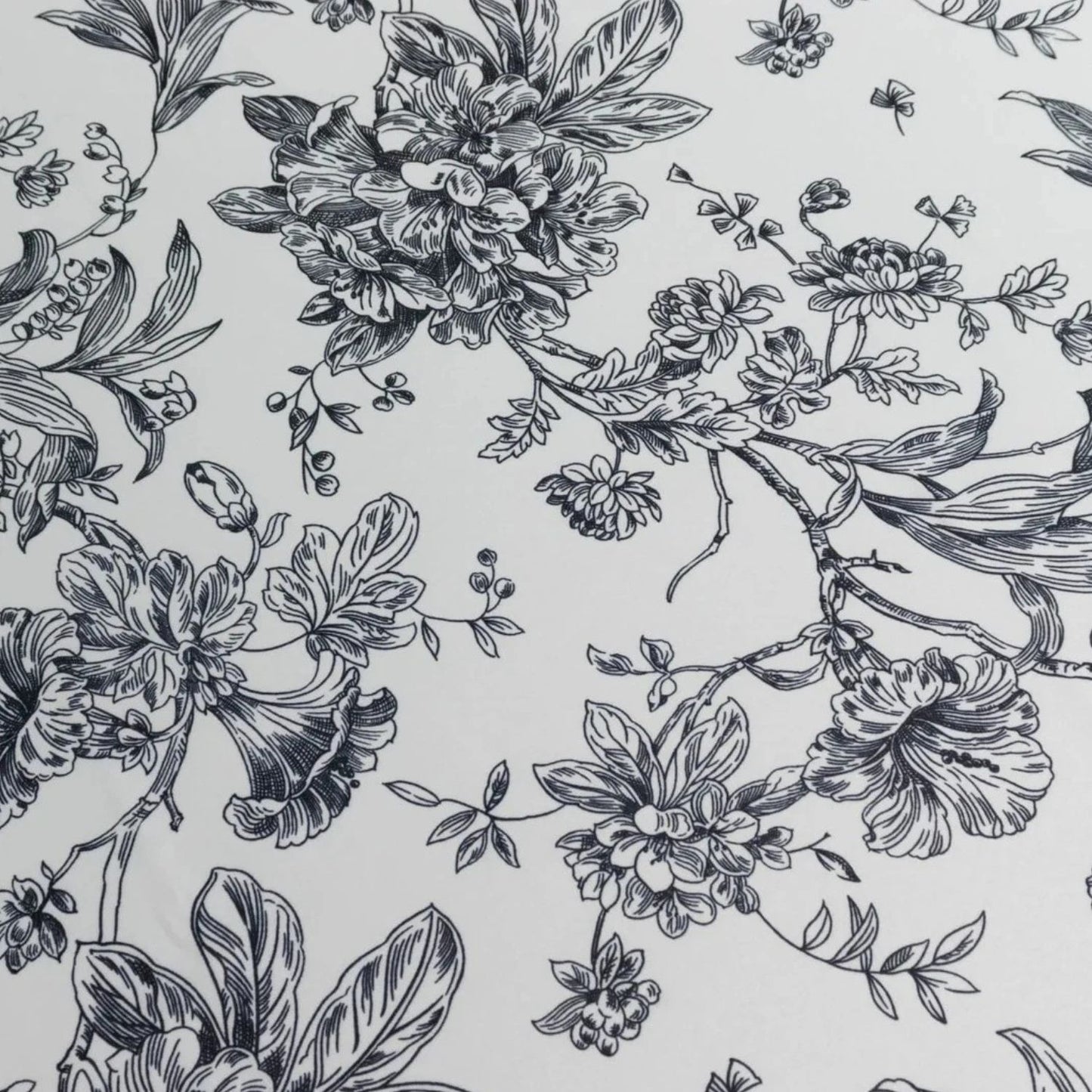 Home Collection Polyester Round Tablecloth 120 Inch
