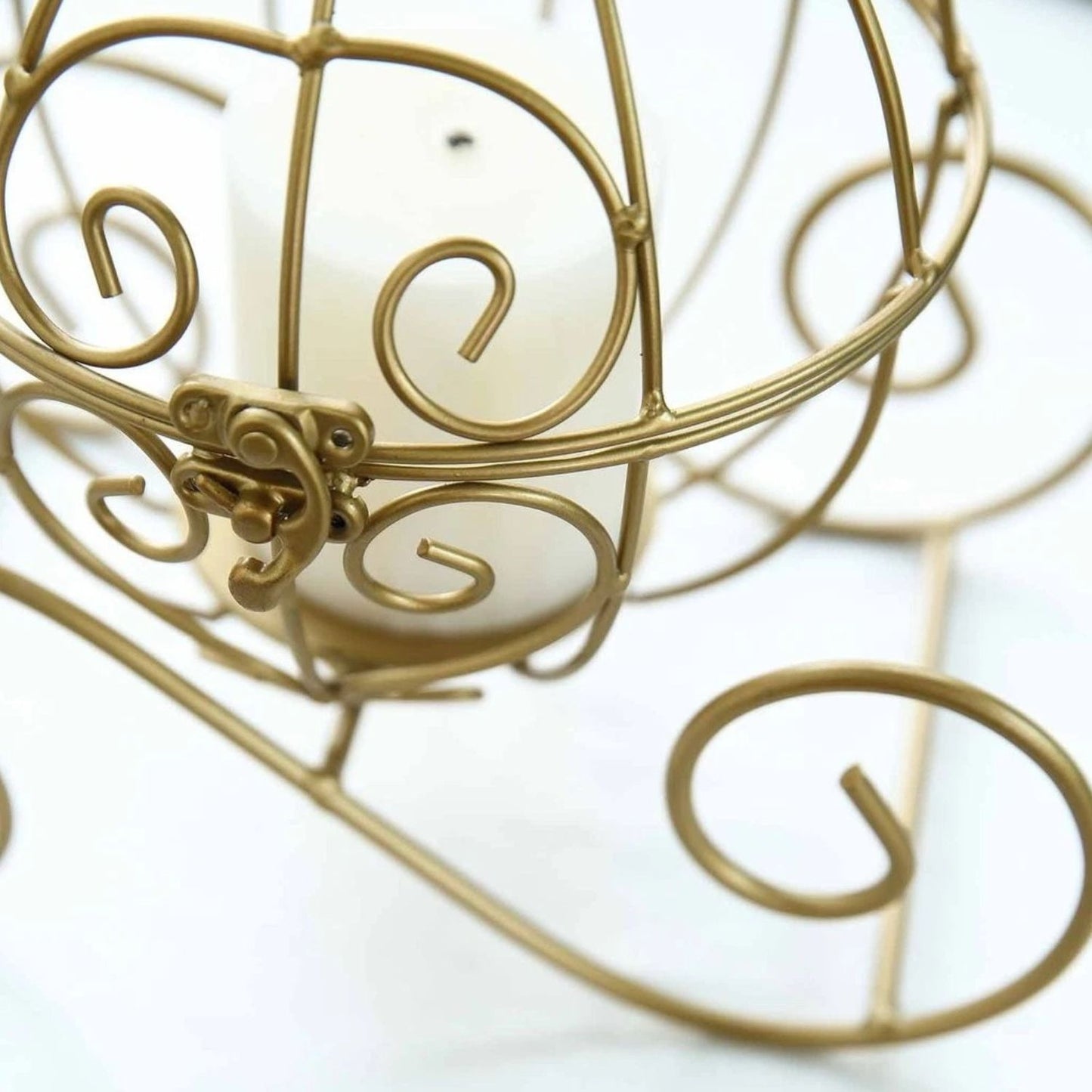 Home Collection Cinderella Gold Coach Plant Stand Centerpiece