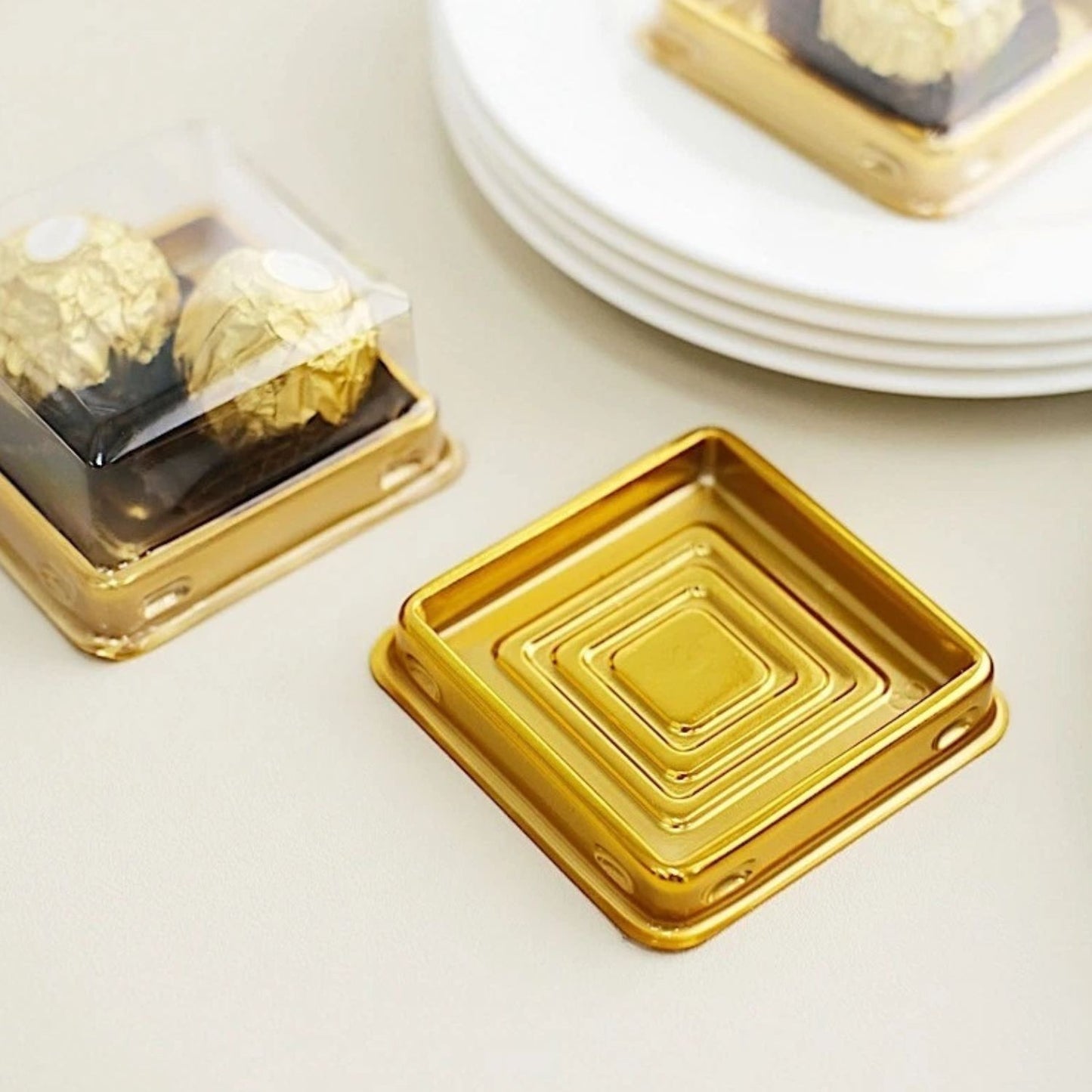 Home Collection Pack of 50 Square Gold Clear Mini Cupcake Boxes 3-Inch