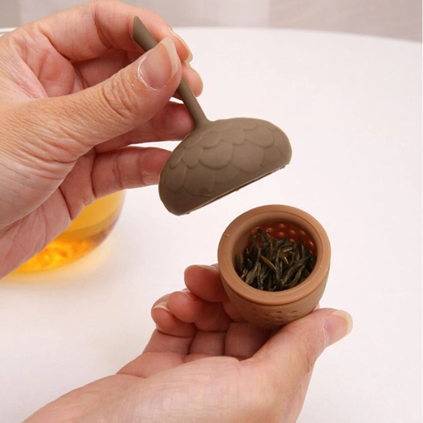 Home Collection Long Handle Pine Cone Silicone Tea Infuser