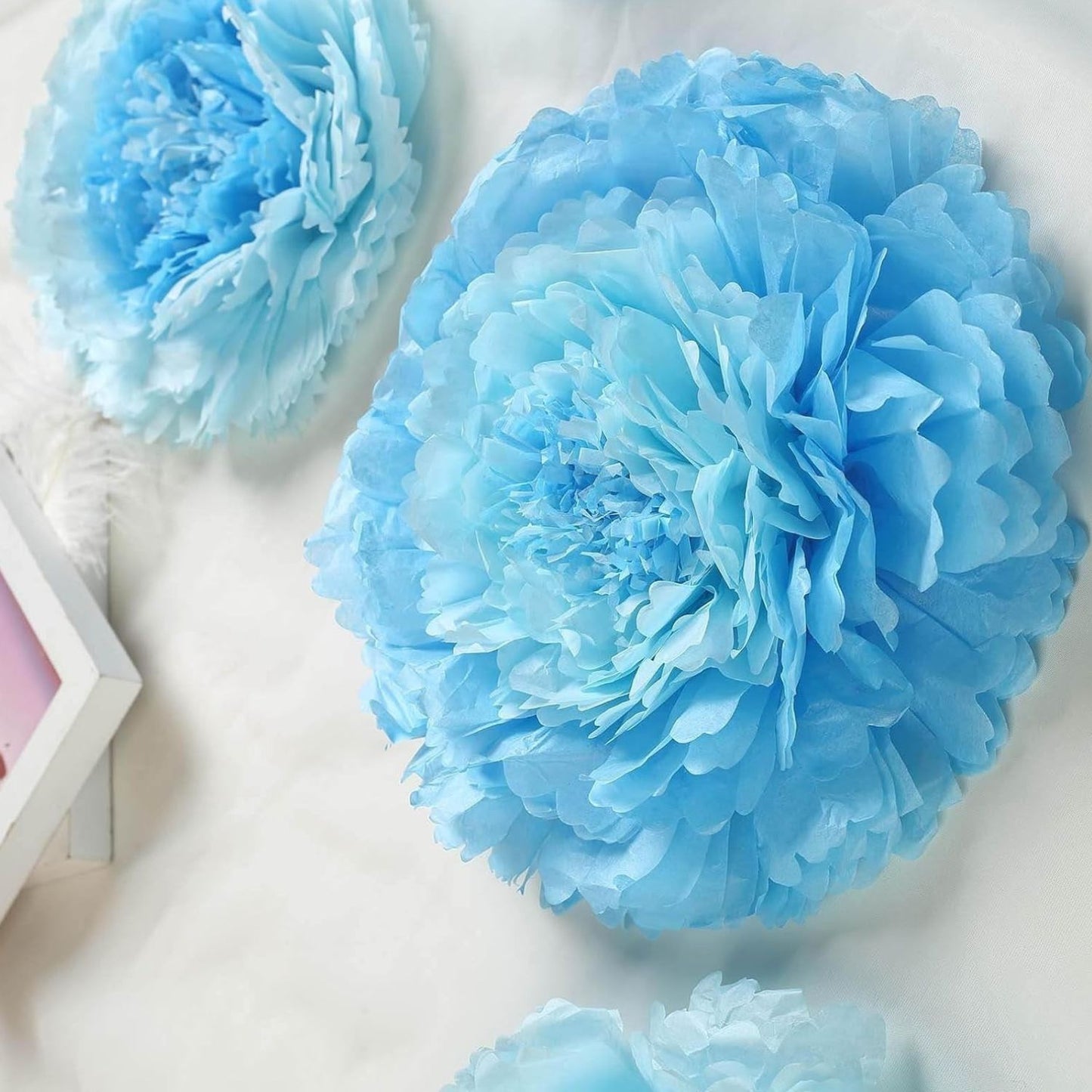 Home Collection Pack of 12 Large Carnation Paper Tissue Flowers