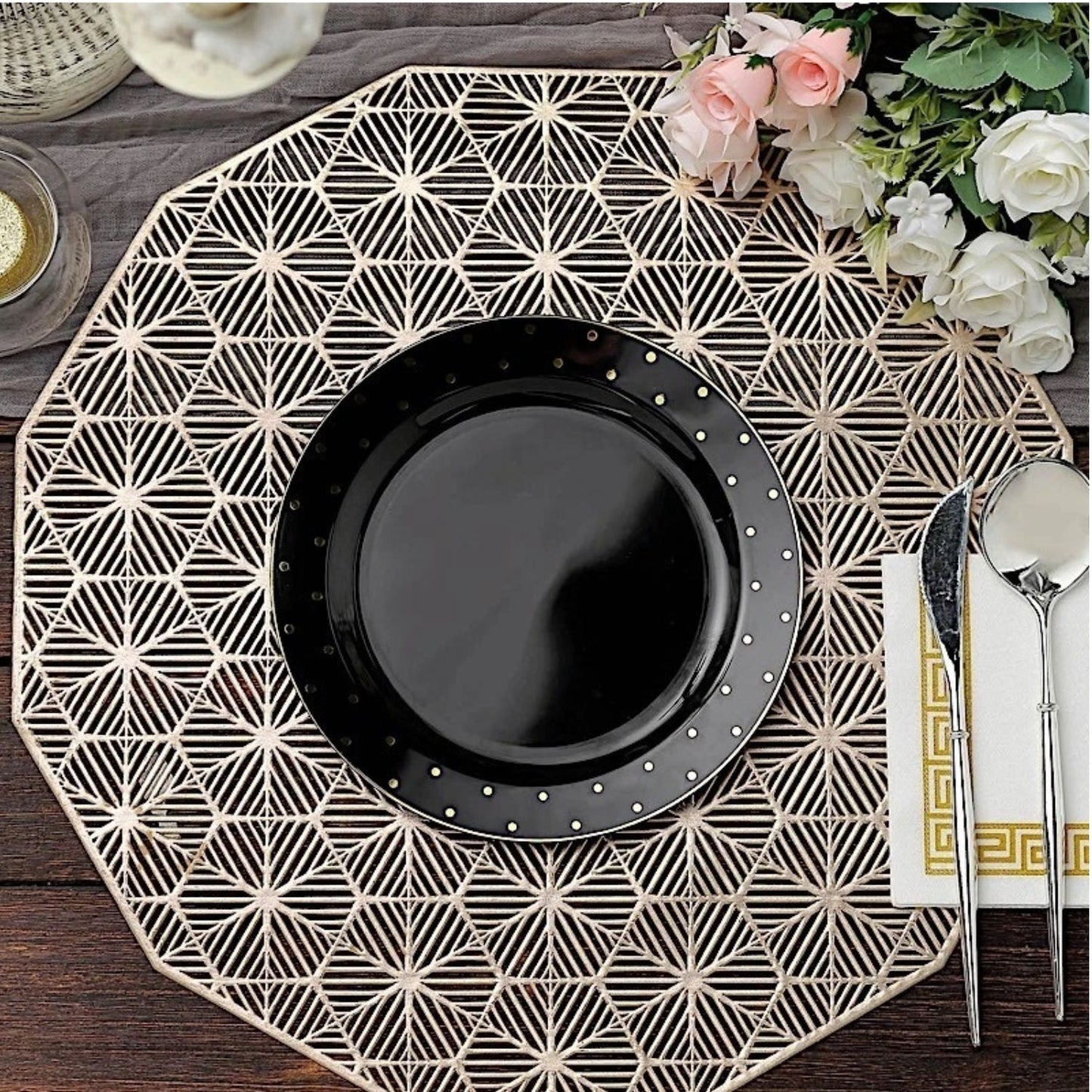 Home Collection Pack of 10 Black Plastic Dinner Plates with Gold Dotted Rim 10