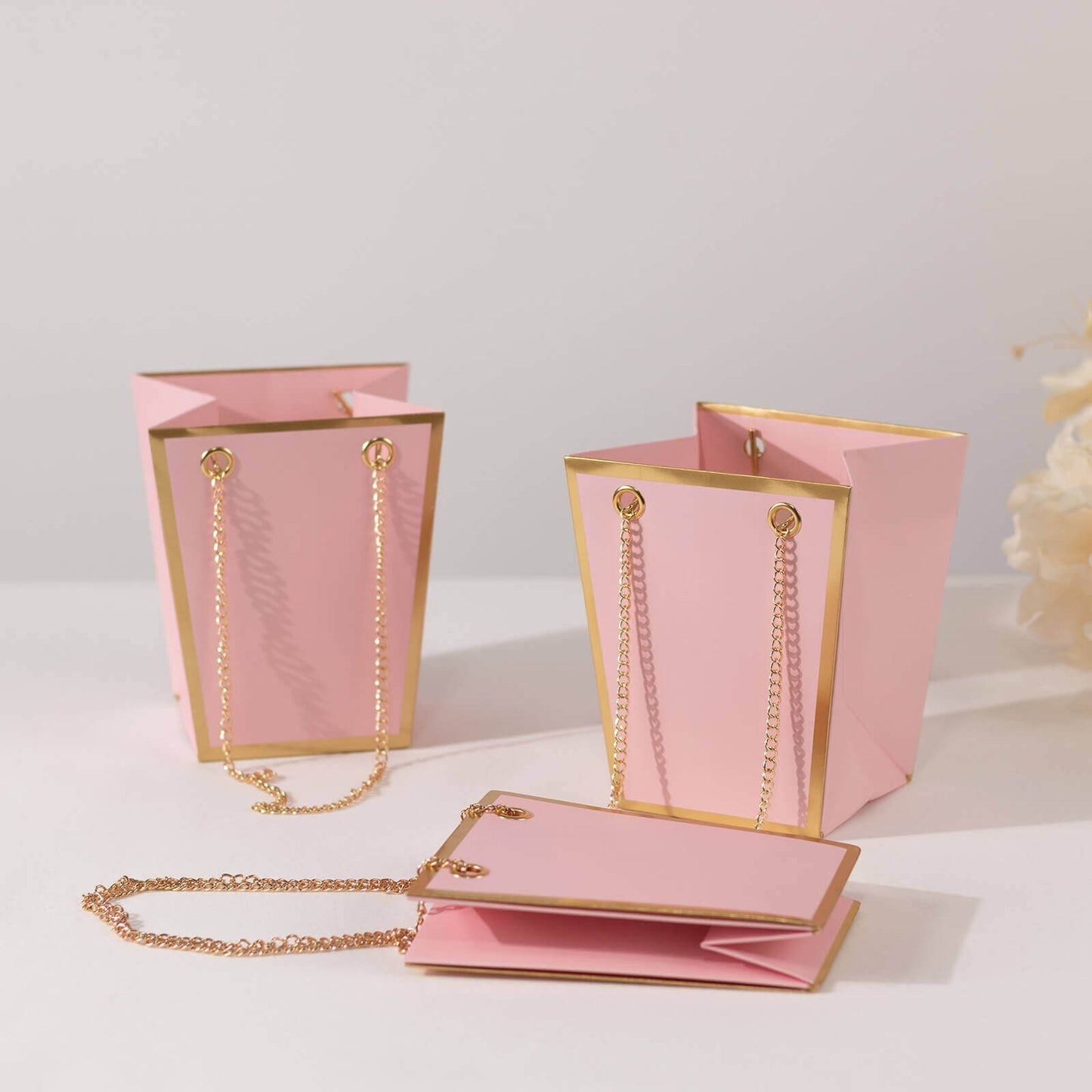 Pack of 6 Edge Trapezoid Paper Gift Bags 5 Inch Gold
