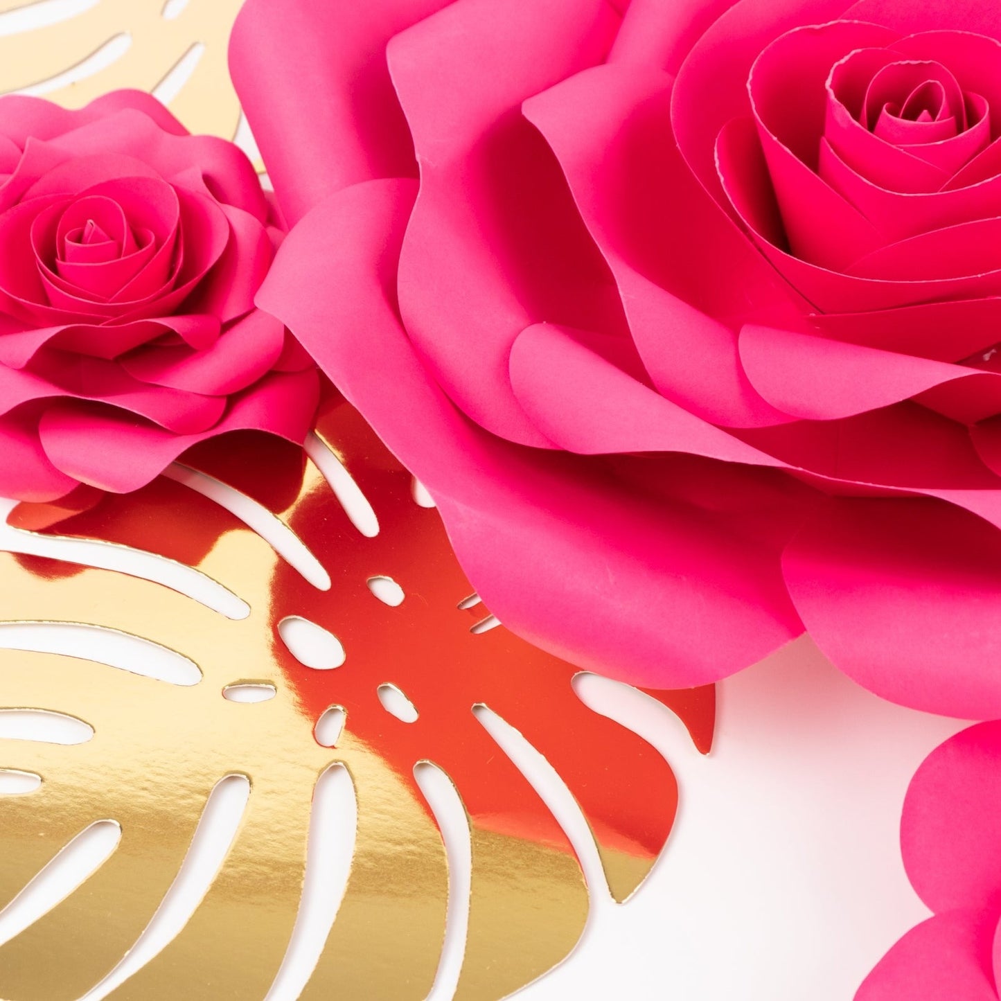 Pack of 9 3D Rose Paper Flowers with Gold Monstera Leaves