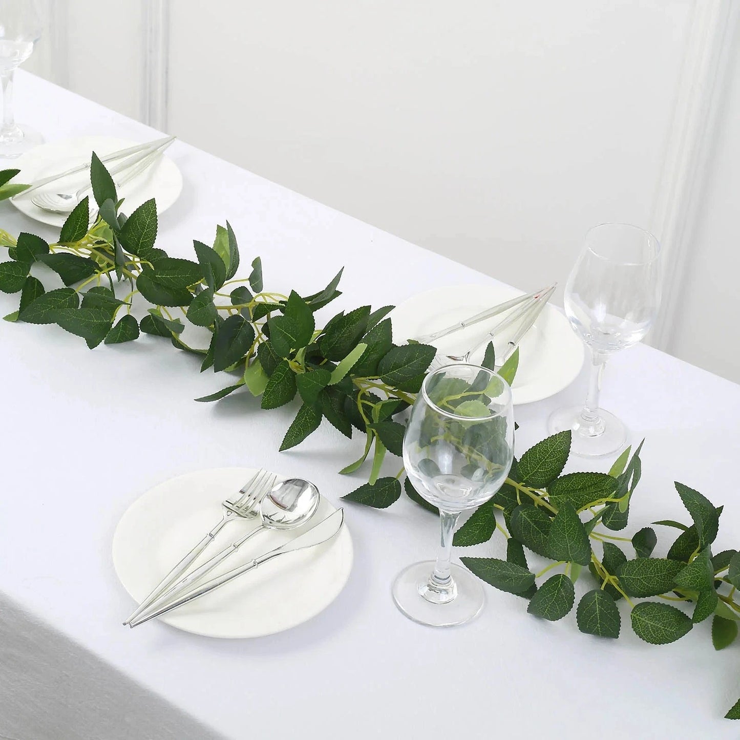 Home Collection 6 ft Green Silk Rose Leaves Garland