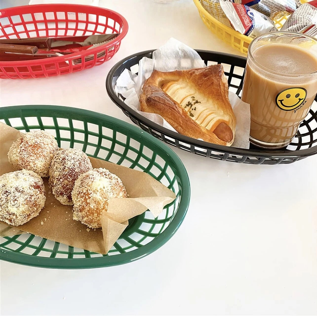 Home Collection Serving Oval Plastic Fast Food Basket Black
