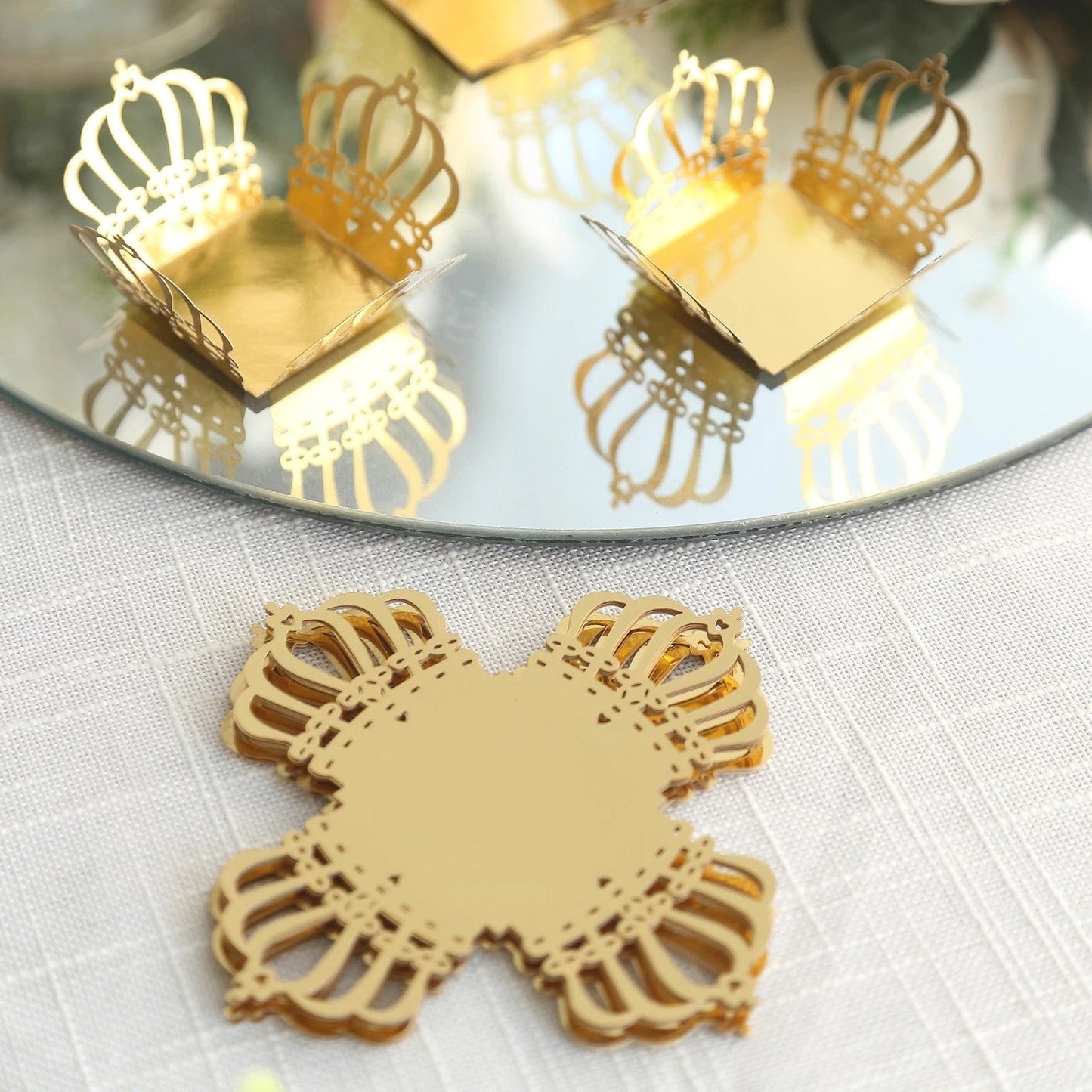 Home Collection Gold 50-Pack Metallic 4" Crown Mini Square Cupcake Liners