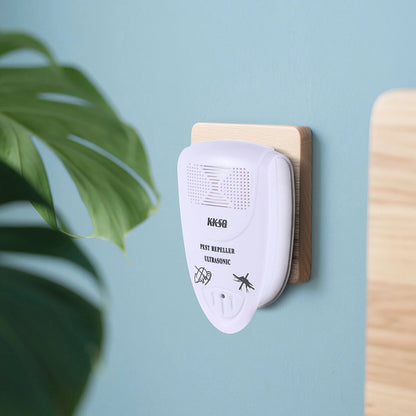 Ultrasonic Pest Repeller Plug-In White