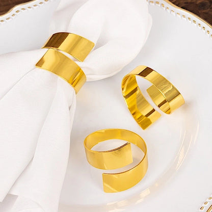 Home Collection 4-Pack Gold Swirl Decorative Metal Napkin Rings