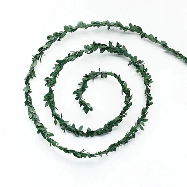 Home Collection 18FT Artificial Green Leaf Vine Garland