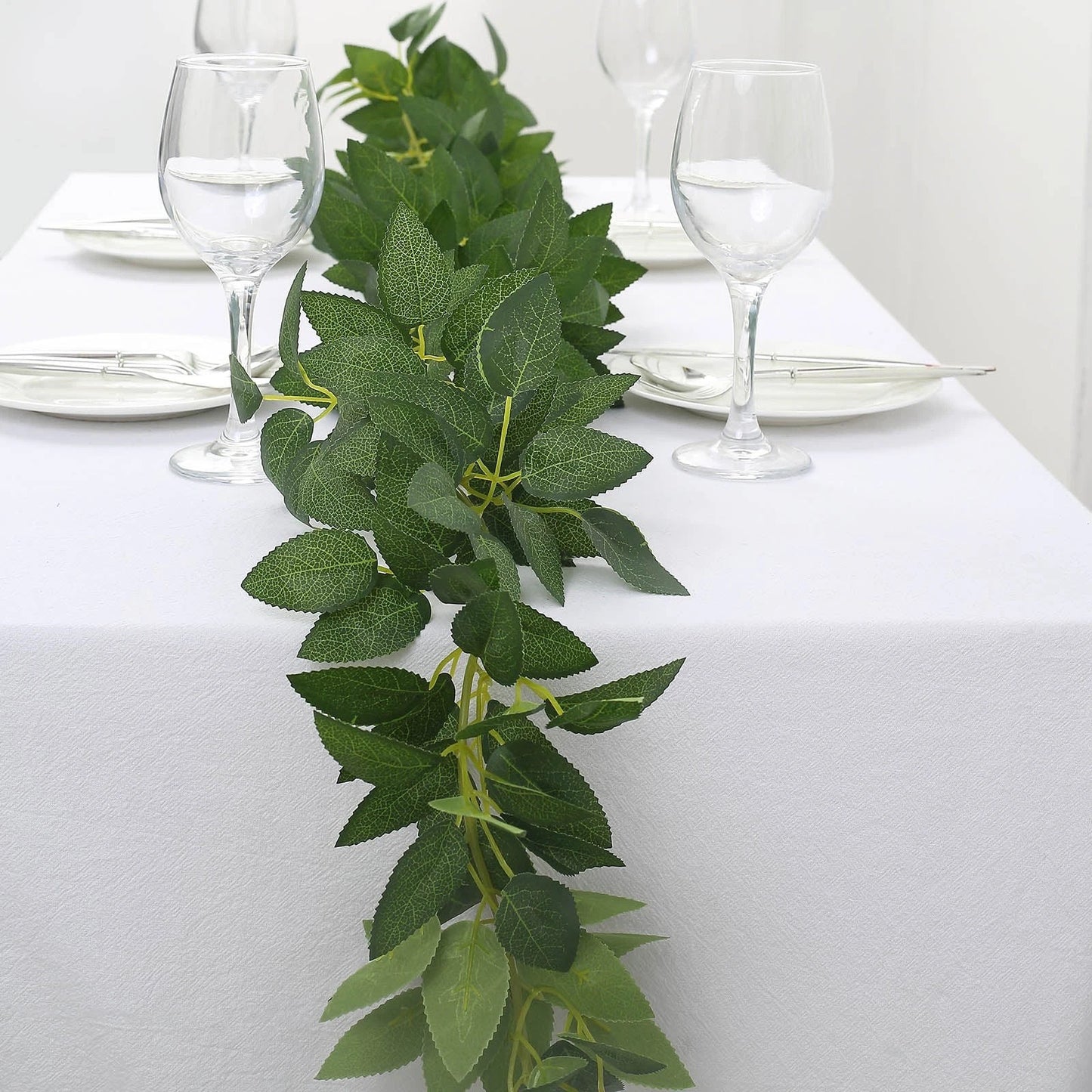 Home Collection 6 ft Green Silk Rose Leaves Garland