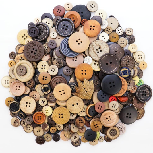 Home Collection 600-Piece Wooden Buttons for Crafts and Sewing